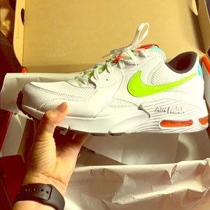 Brand new nike air max